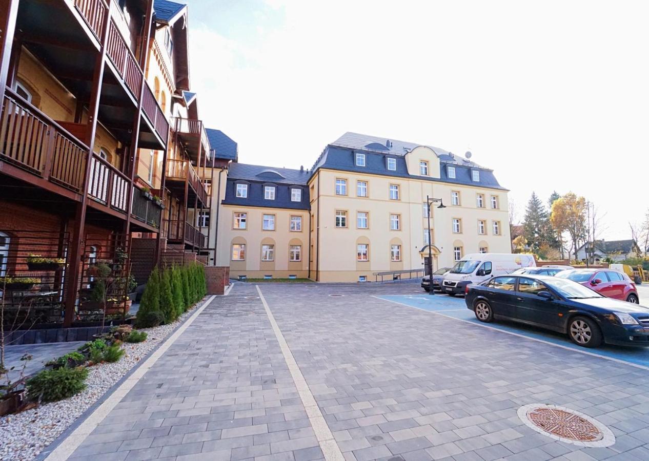 Apartamenty Everysky - Mickiewicza 30 Jelenia Gora Ngoại thất bức ảnh